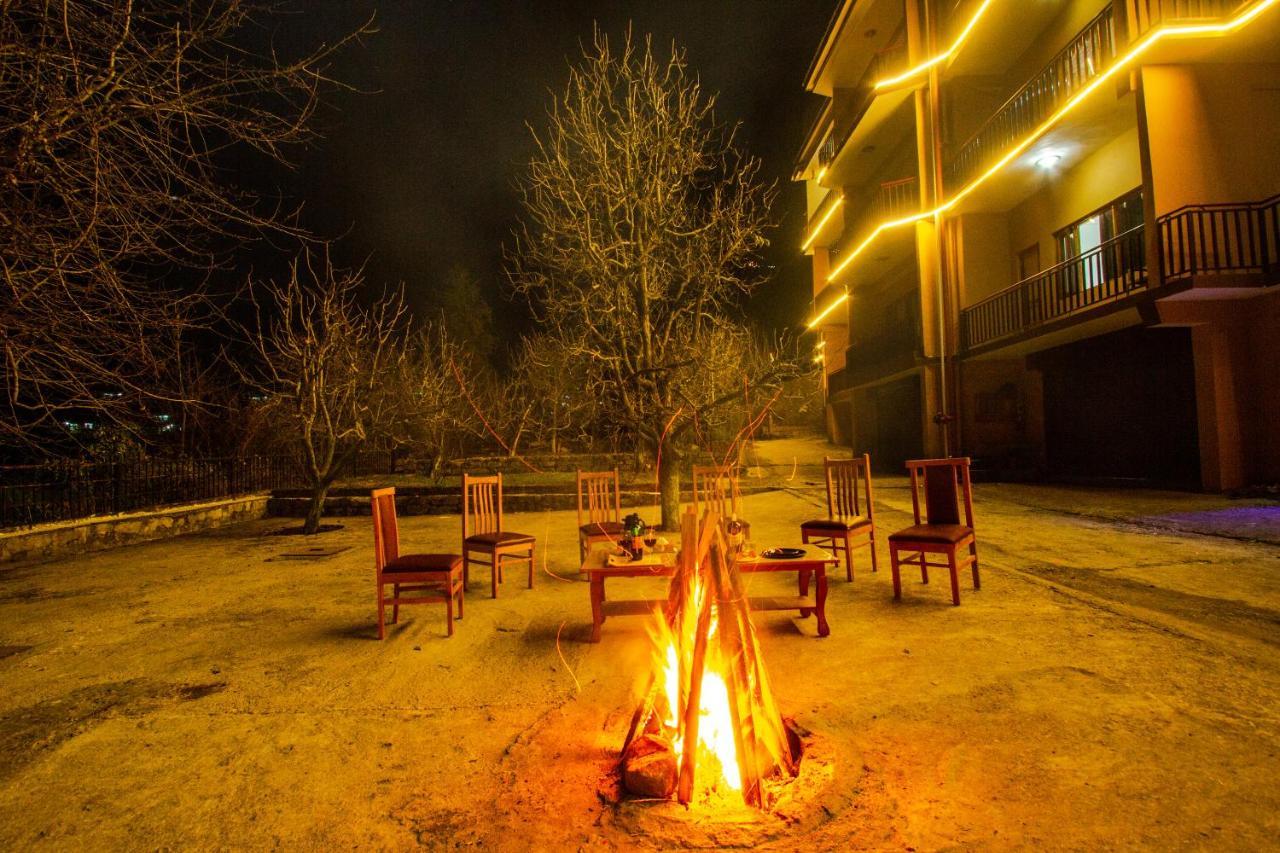 Hotel Prini Palace Manali  Exterior photo